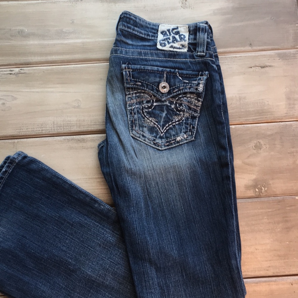 Big Star distressed jeans